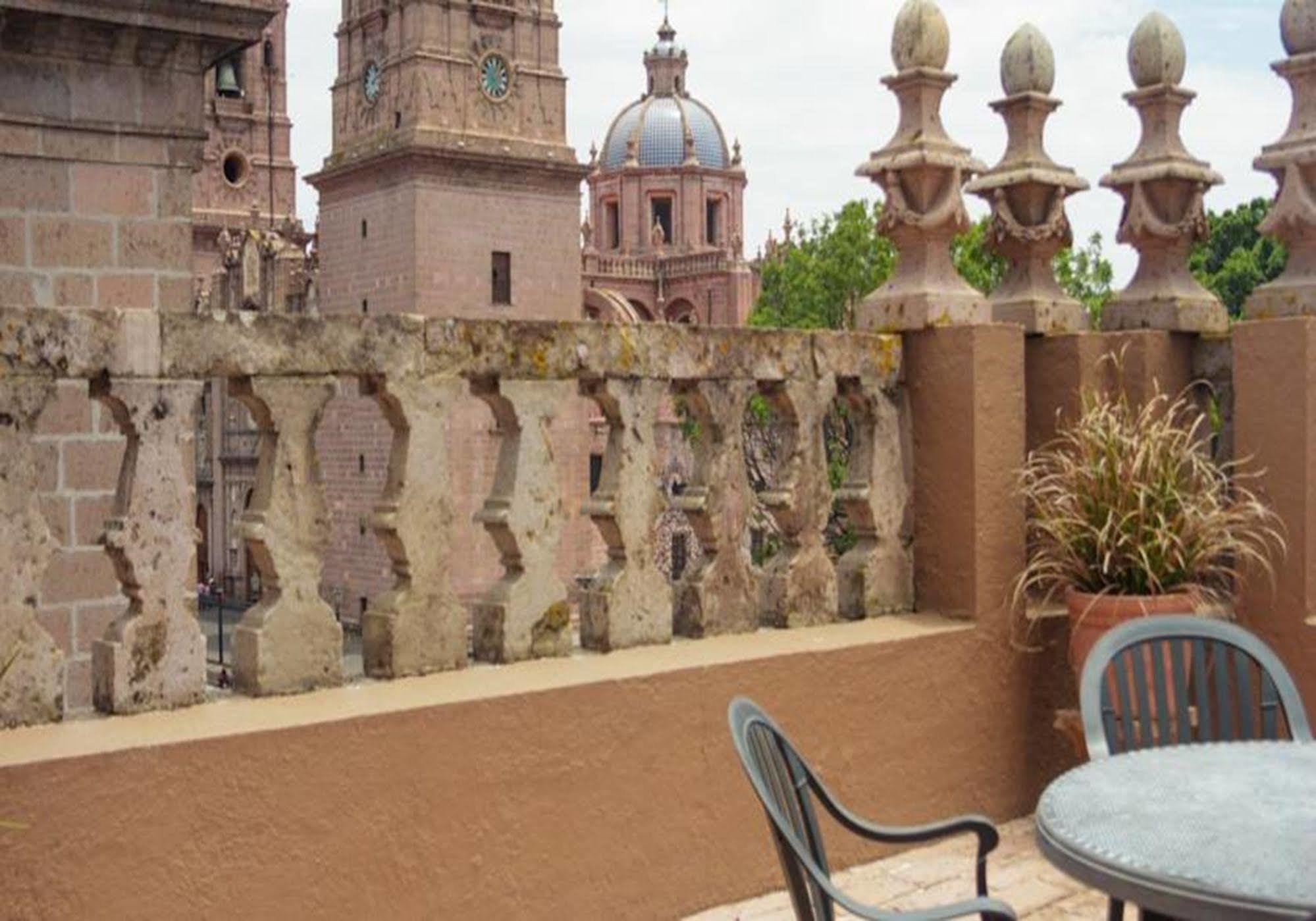 Mision Catedral Morelia Exteriör bild